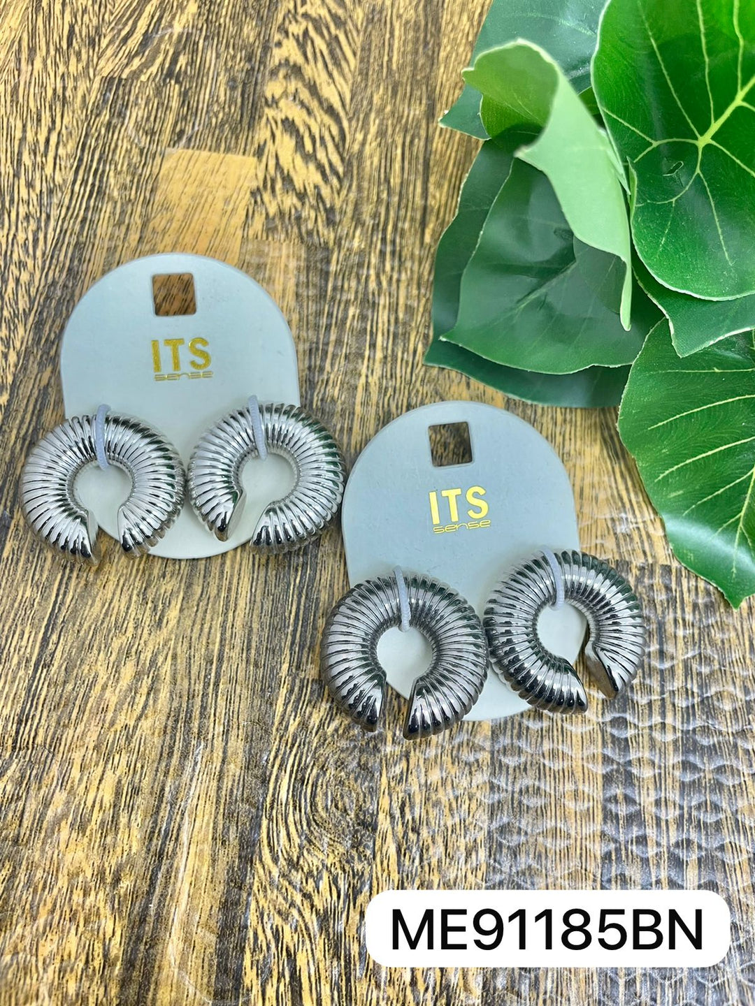 EARCUFFS BOLD SHELL USA