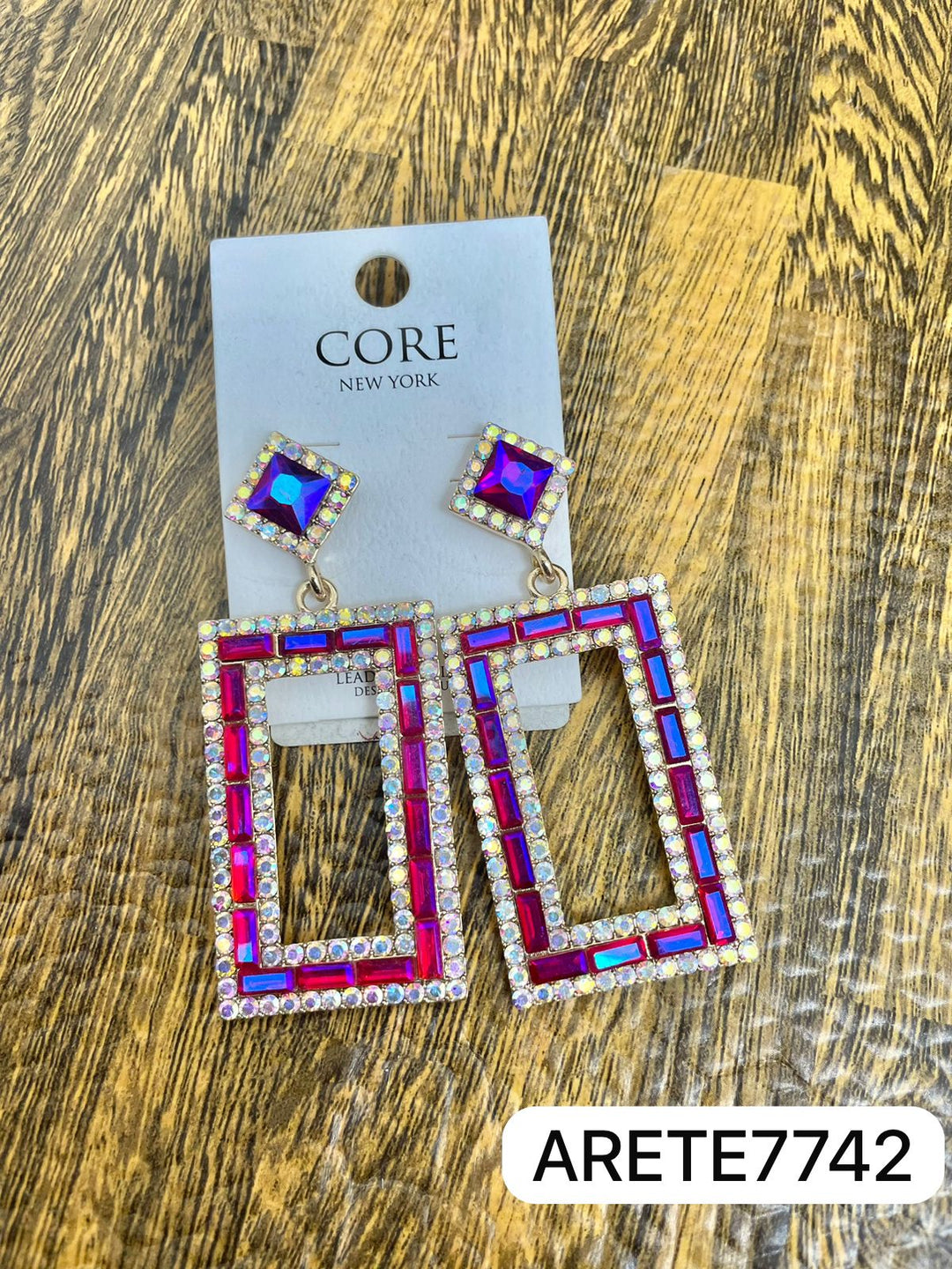 ARETE CON PIEDRA USA