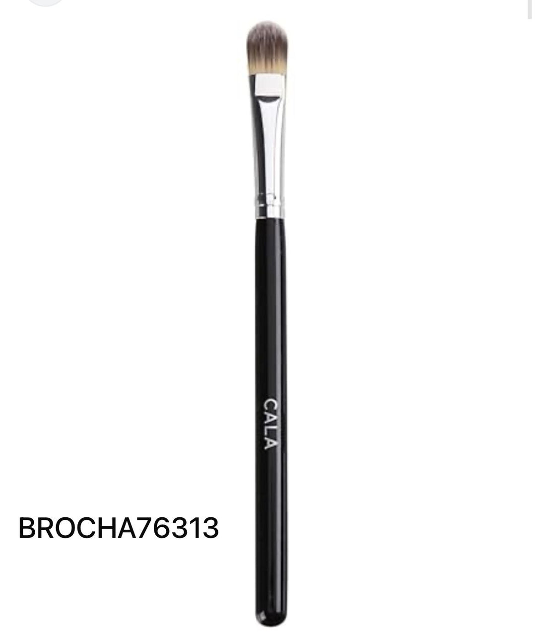 EYESHADOW BRUSH