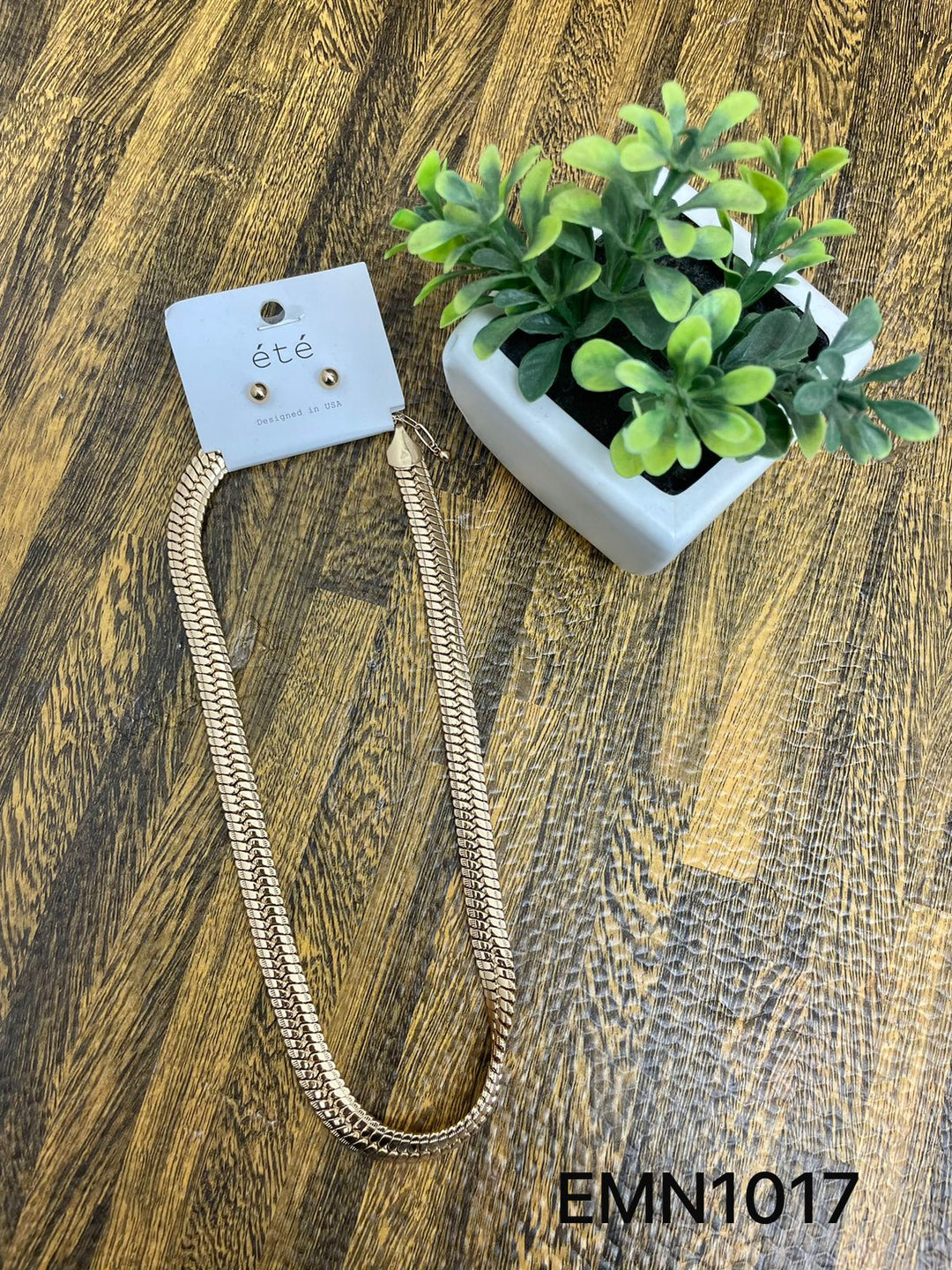 COLLAR ETE