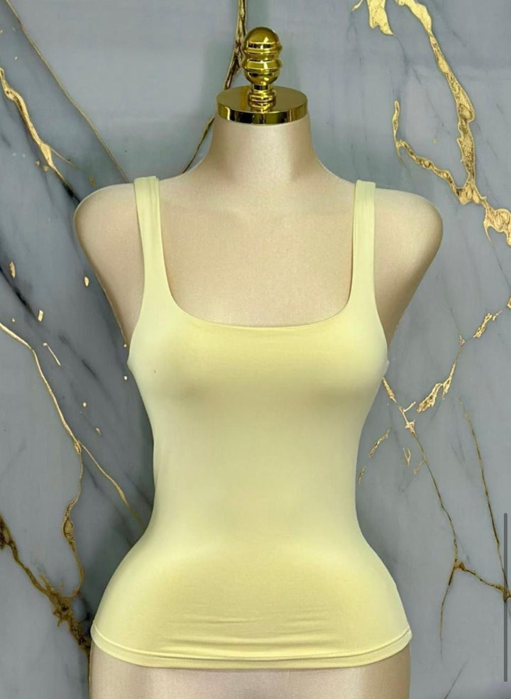 TOP MANGAS SIZA T/ ZARA CEÑIDO AL CUERPO