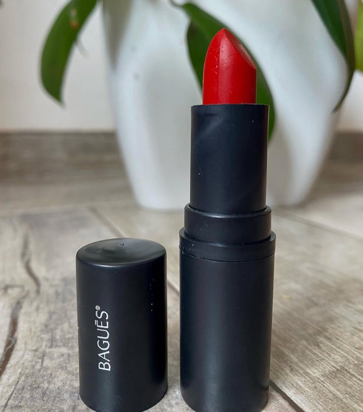 LABIAL MOOD FLICK LIP BALM