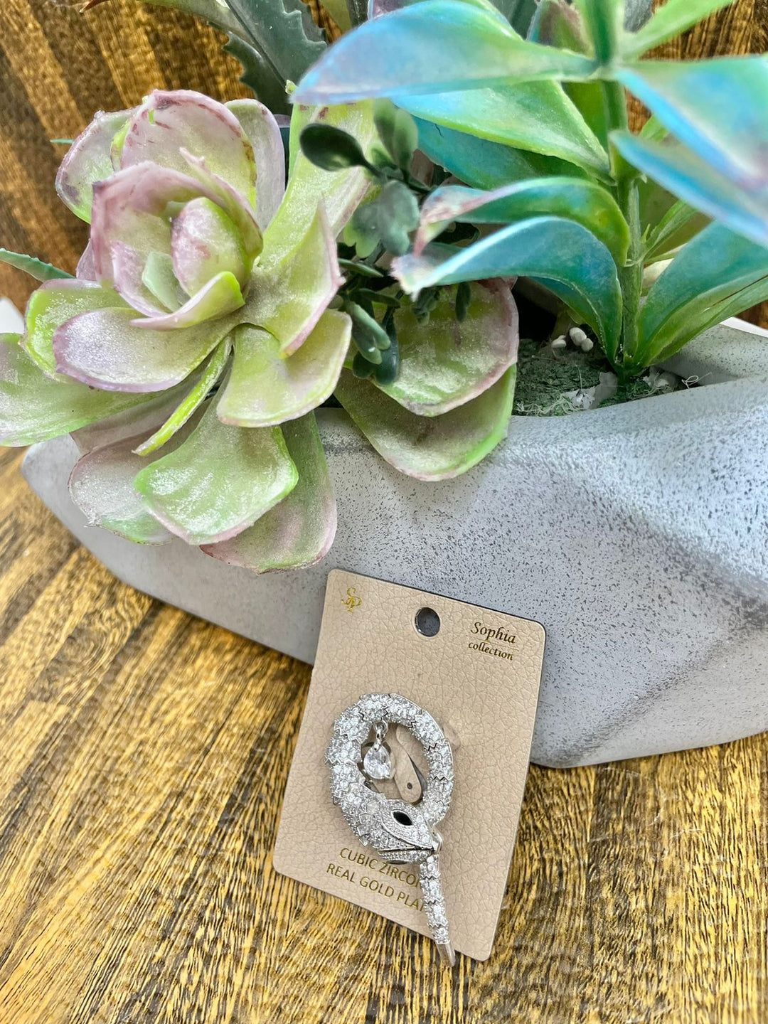 BROCHE USA