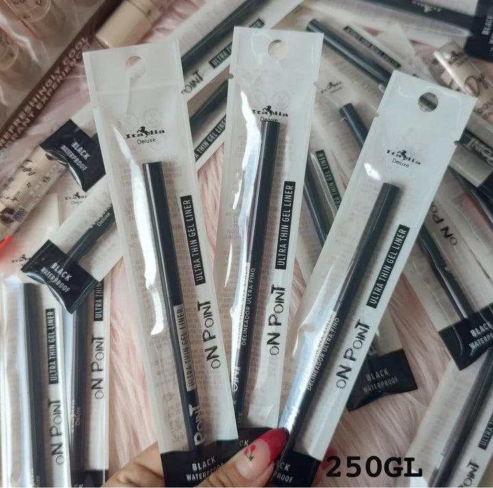 ITALIA ON POINT GEL LINER