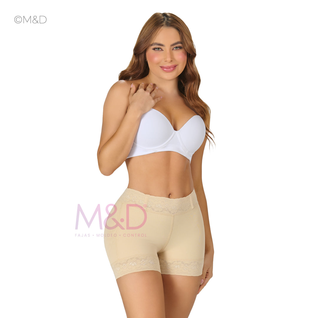 Short con talle bajo y siliconado