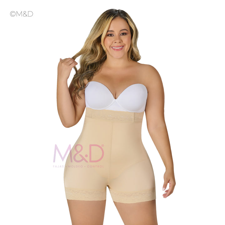 Short extracorto con refuerzo abdominal