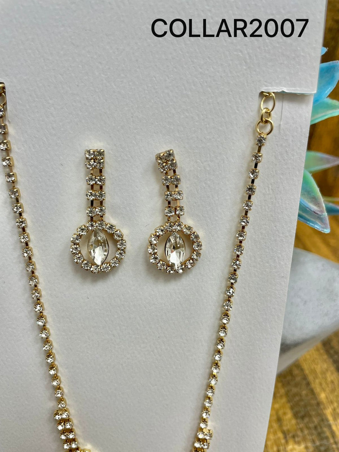 SET  ARETE  COLLAR  CORE EN PIEDRA